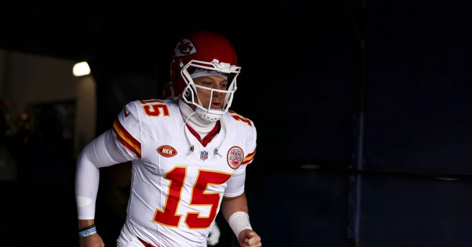 Let’s Argue: Patrick Mahomes to break the passing yardage record