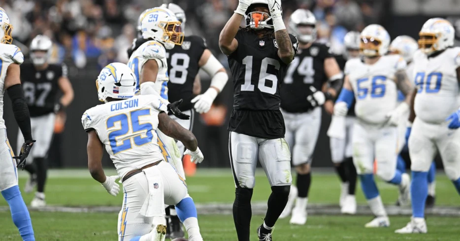 Silver Minings: Raiders not over spending at wide receiver