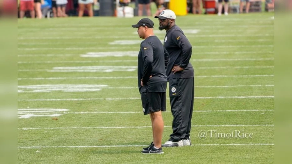 Analyst: Omar Khan, Not Mike Tomlin, Will Be Blamed If Steelers ‘Suck’