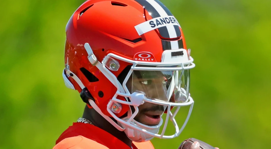 Blockbuster Trade Proposal Has The Cleveland Browns Swapping Shedeur Sanders For 23-Year-Old Former 4th Overall Quarterback
