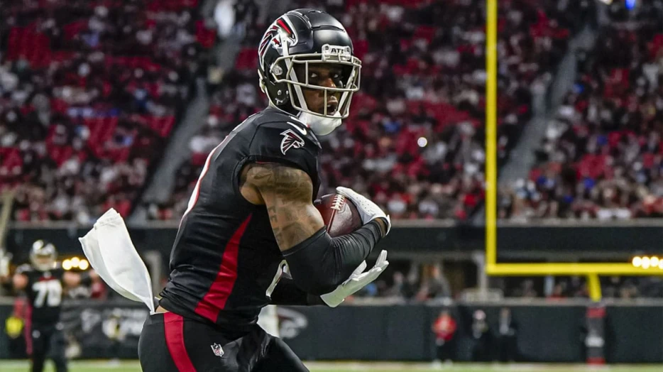 Falcons rumors: What Adam Schefter is hearing on Kyle Pitts injury, trade rumors