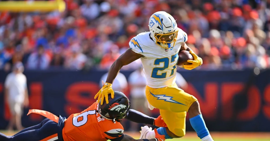 Horse Tracks: Signing J.K. Dobbins would be a wise decision for the Broncos