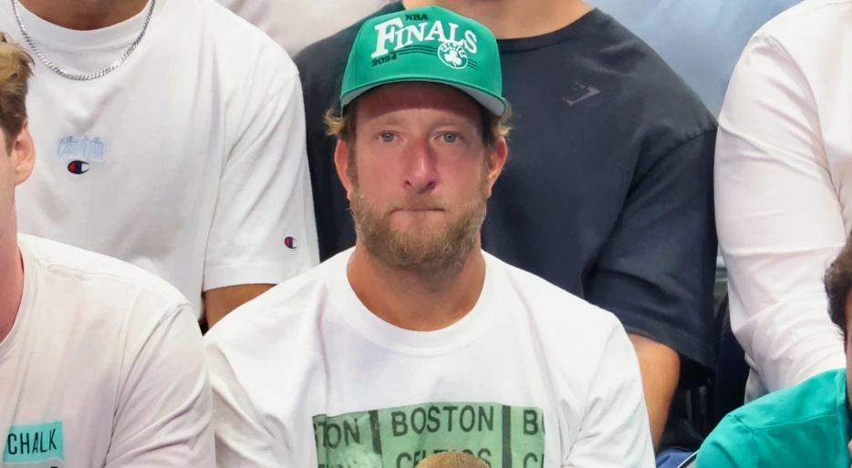 “I Played Him Like A F-ing Fiddle”: Barstool Employee Is Claiming He “Broke” Dave Portnoy &amp; “Owns Him Now”