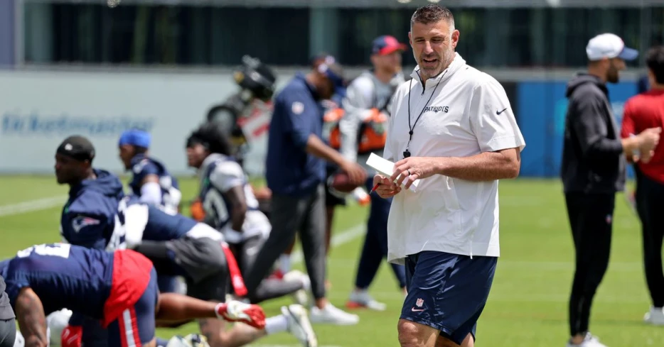 Patriots hire new director of coaching analytics to assist Mike Vrabel and his staff