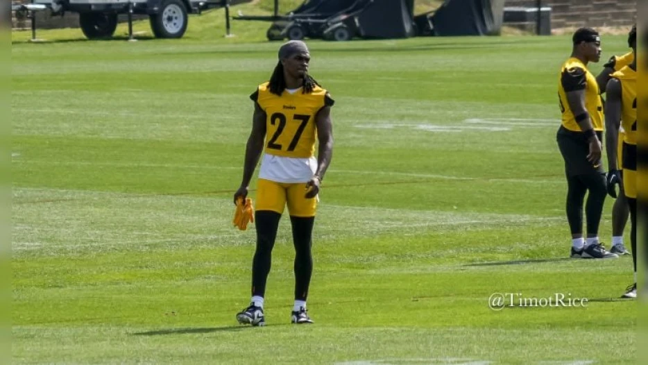 ‘Quicker, Faster’ Cory Trice Jr. Looking ‘More Comfortable’ At OTAs, Beat Writer Says