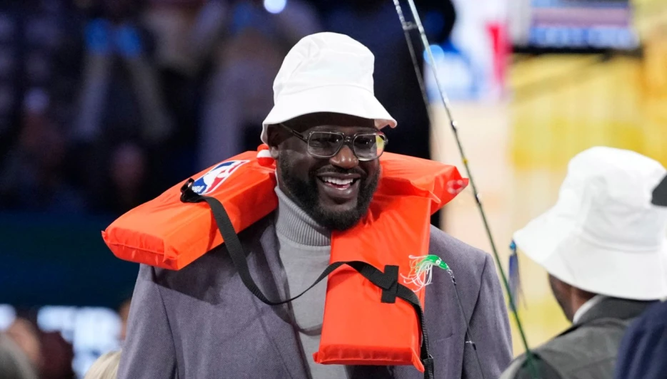Shaquille O’Neal Trashes Chiefs Super Bowl Game Plan to Travis Kelce’s Face