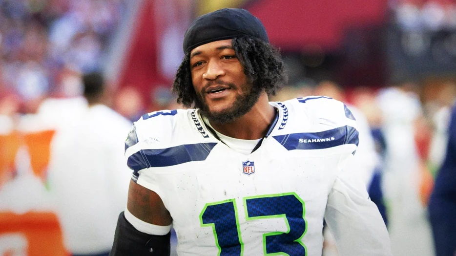 Ernest Jones IV hits Seahawks defense with ‘crazy’ label after busy offseason