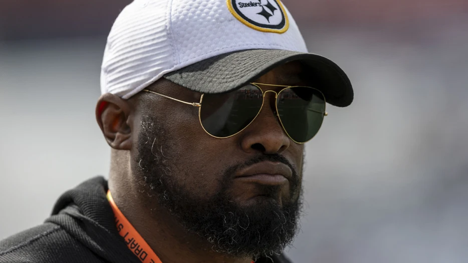 Former Super Bowl champion explains Steelers head coach Mike Tomlin’s ‘unorthodox’ Aaron Rodgers decision