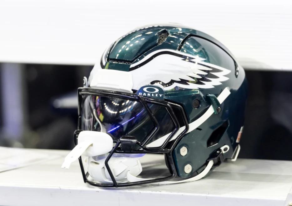 Philadelphia Eagles urged to trade for All-Pro pass-rusher