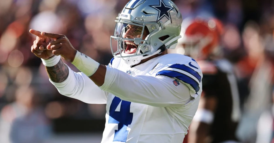 Dak Prescott remains longest-tenured starting QB in the NFL with their respective team