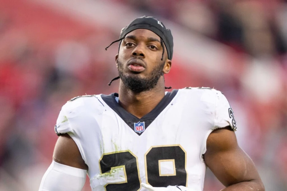Giants’ Paulson Adebo Signing Stemmed From Optimistic Recovery Outlook