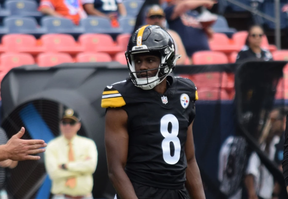 Steelers Punter Changes Jersey Number After Aaron Rodgers Signing