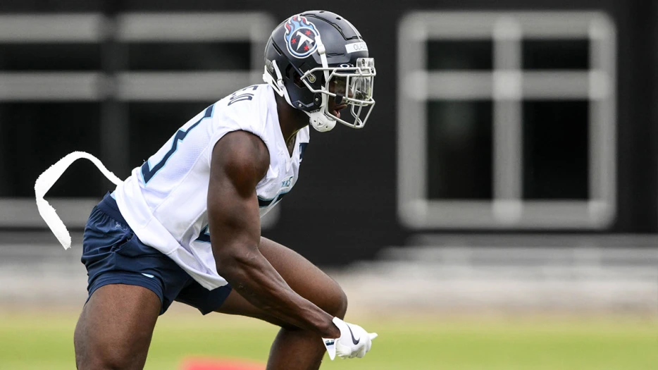 2 Titans veterans whose roles will be pushed by rookies in 2025