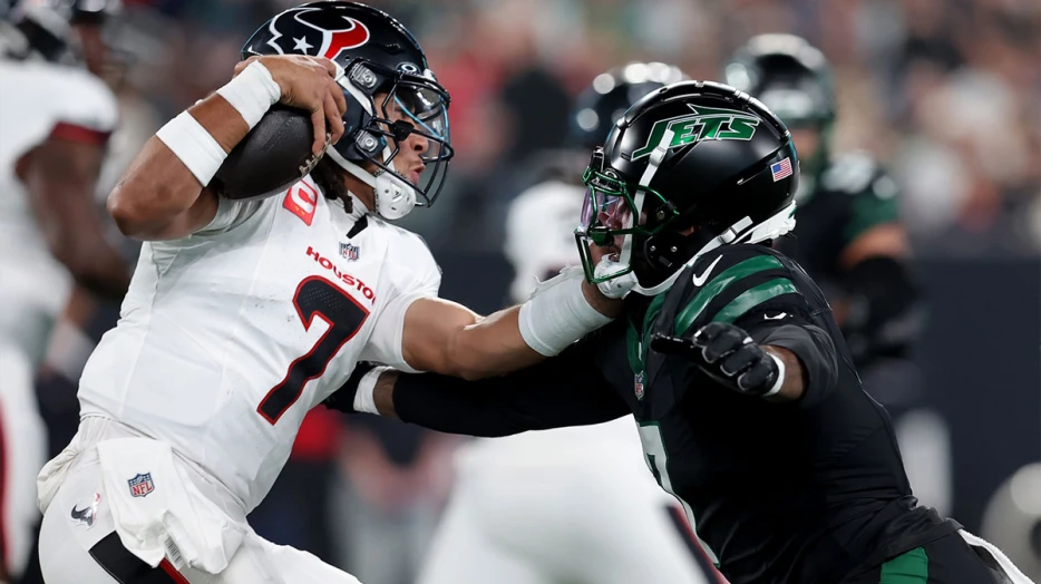 Buccaneers’ Haason Reddick present ahead of mandatory minicamp after skipping OTAs