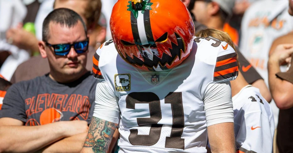 Daily Dawg Chow 6/9: Browns news, Nick Chubb signs with Texans, offseason rolls along