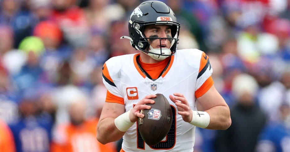 Horse Tracks: Expectations of greatness with Bo Nix