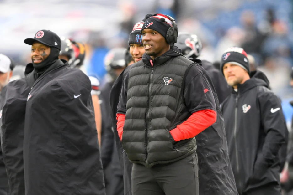 Houston Texans work out 28-year-old former first-round cornerback