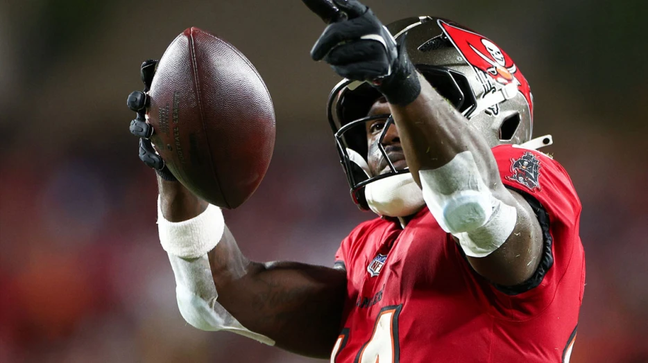 How Chris Godwin’s wife played role in passing up ‘generational money’