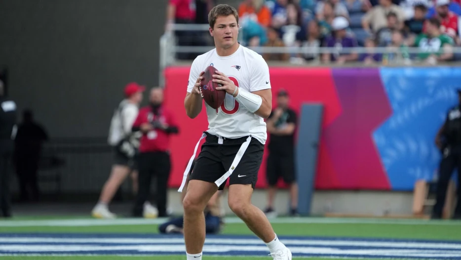 New Patriots Coach Weighs In On Key Drake Maye Change Ahead Of 2025