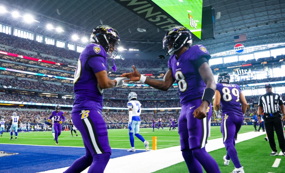 Pair of Baltimore Ravens starters reportedly top candidates for contract extensions