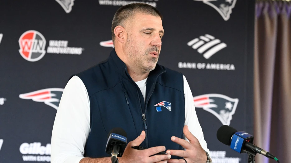 Patriots’ Mike Vrabel Discusses Early Impression Of Stefon Diggs