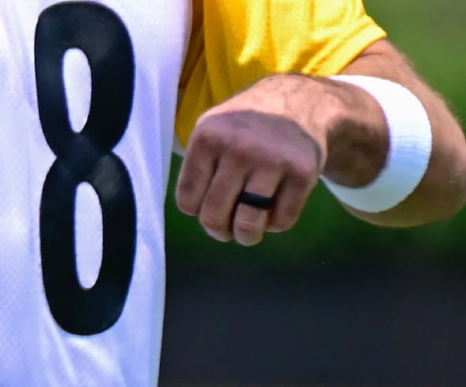 Aaron Rodgers Confirms He Got Married: ‘Yes, It’s a Wedding Ring’
