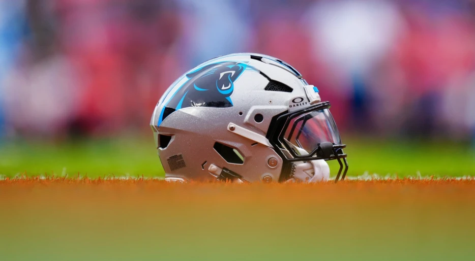 Carolina Panthers Superstar Wide Receiver Spotted Leaving Practice With Very Concerning Injury That Could Derail His 2025 Season