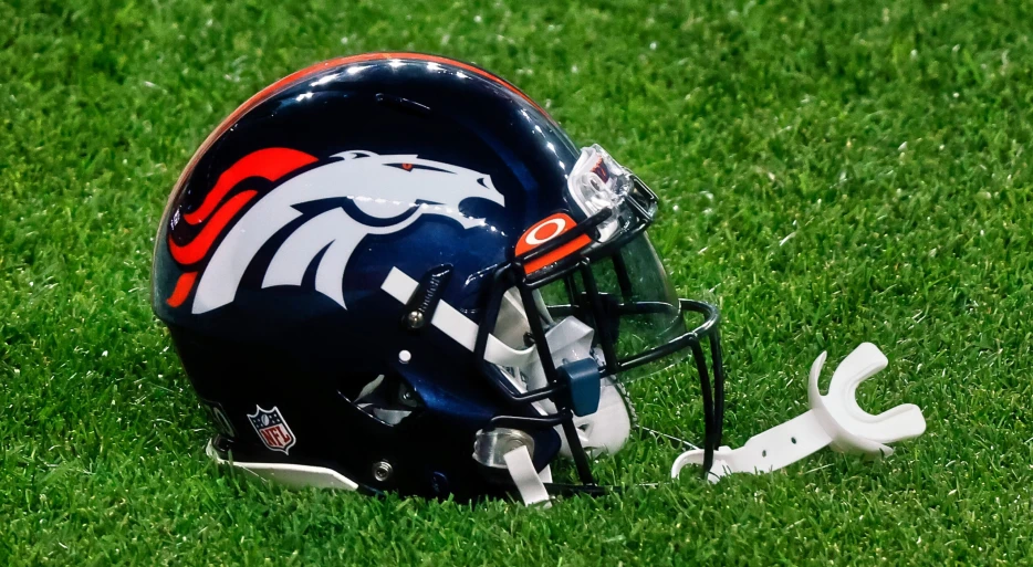 Denver Broncos Put The Rest Of The NFL On Notice By Signing Superstar Running Back
