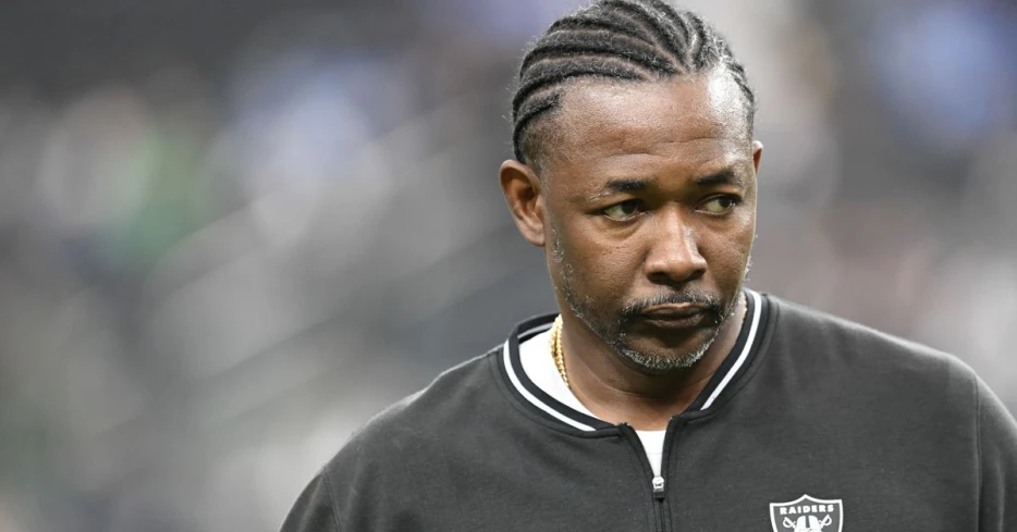 Graham leaning on Carroll to develop defensive scheme