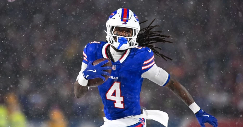 James Cook responds to questions about training camp, contract situation