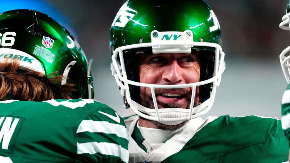 Mike Florio highlights ‘unrealistic’ Aaron Rodgers, Steelers incentives