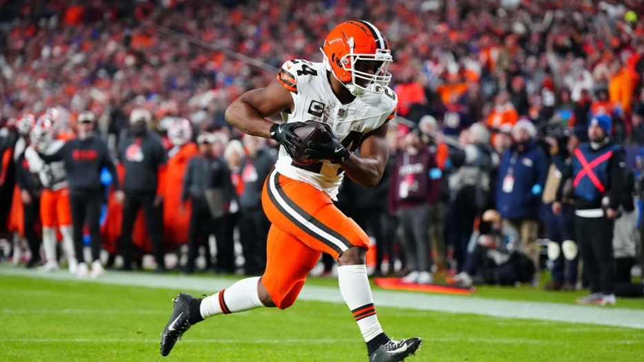 Nick Chubb breaks silence after signing with Texans
