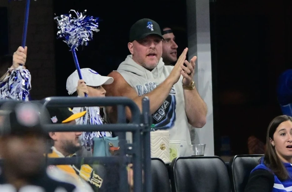 Pat McAfee Expects Big Things from Aaron Rodgers: ‘Steelers Are Dancing in the Playoffs Yet Again’
