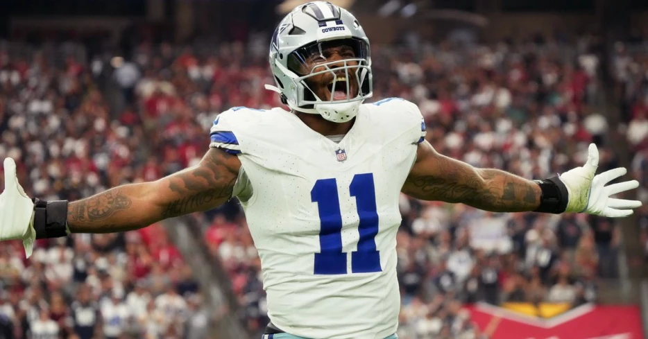 Veterans T.J. Watt, Trey Hendrickson holding out puts pressure on Cowboys for Micah Parsons deal