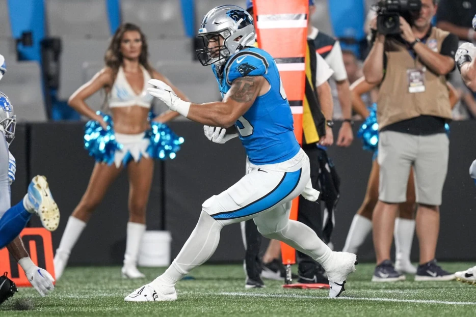 Vikings Signed TE Giovanni Ricci
