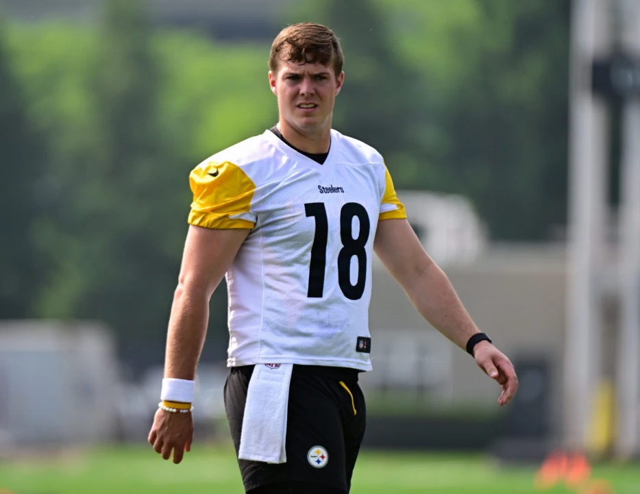 Will Howard Reacts to Aaron Rodgers Officially Joining Steelers: ‘A Dream Come True’