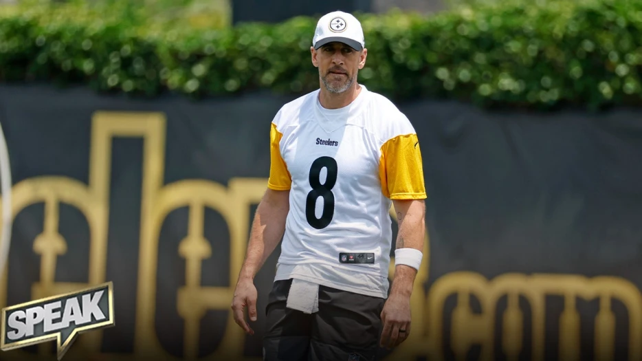 Aaron Rodgers hits the field at the Pittsburgh Steelers camp — Will it work in Pittsburgh? | Speak