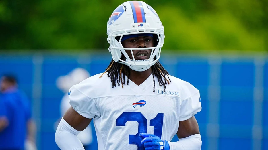 Bills’ Maxwell Hairston suffers apparent injury during minicamp