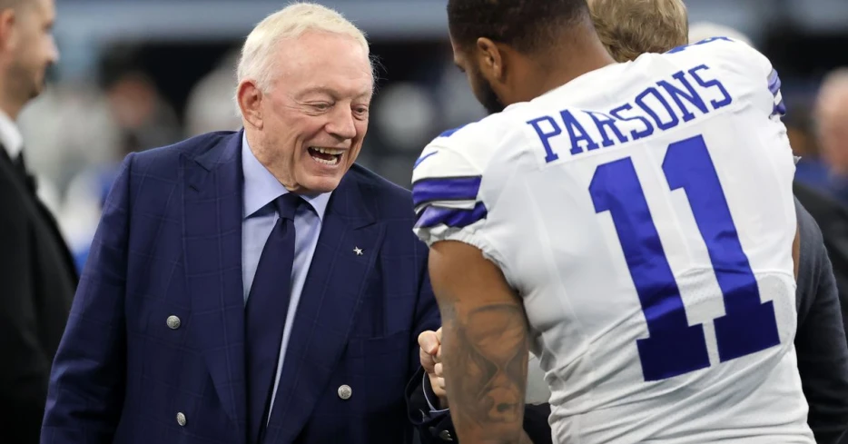 BTB Wednesday Discussion: What do you think Micah Parsons and Jerry Jones were talking about?