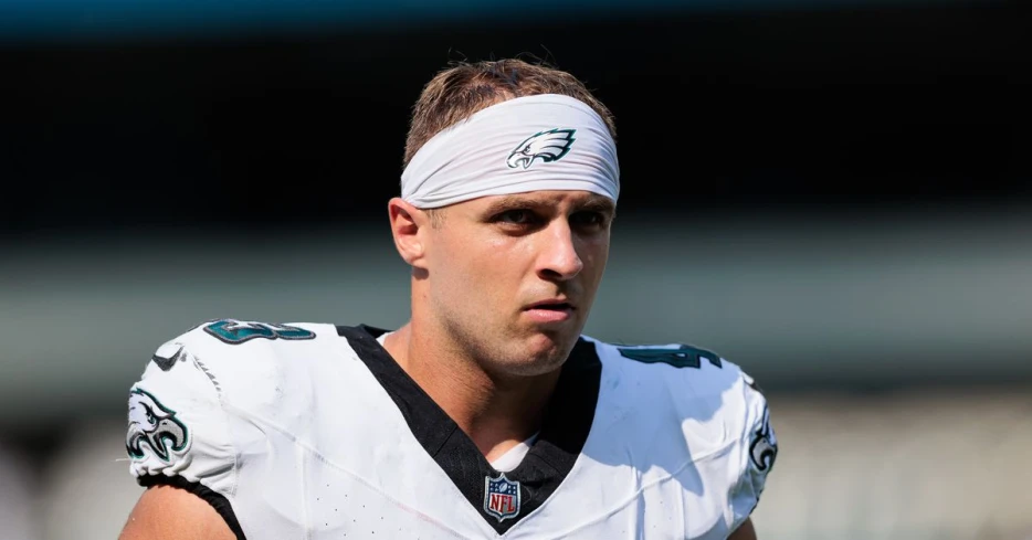 Chiefs make two roster moves on Tuesday