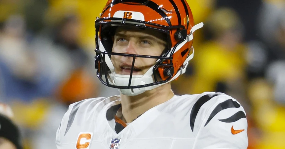 Joe Burrow says 'of course' the Trey Hendrickson situation is a distraction for Bengals