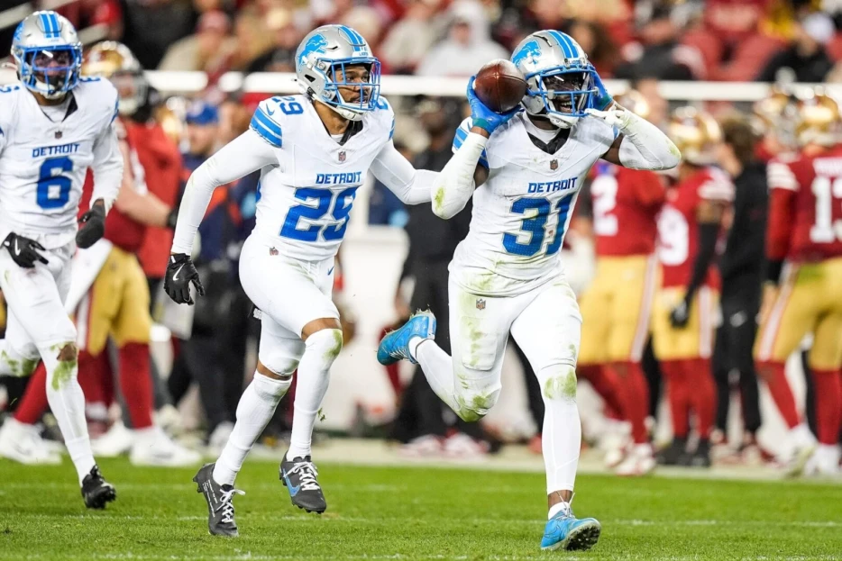 NFC Notes: Matthew Golden, Kerby Joseph, Bears, Lions, Packers