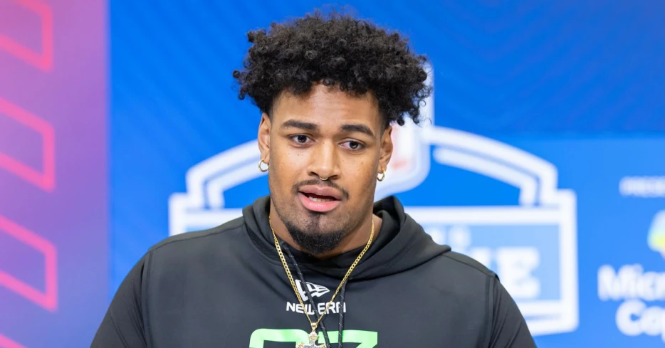 Andy Reid likes what he’s seeing from new left tackle Josh Simmons