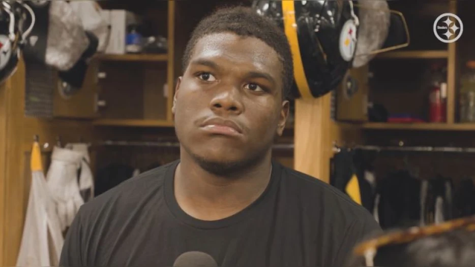 Broderick Jones Admits He Needs ‘A Couple More Weeks’ To Get Acclimated To Left Tackle