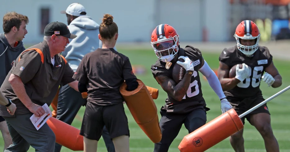 Browns roster: 2 surprising players that could be on roster bubble as training camp looms