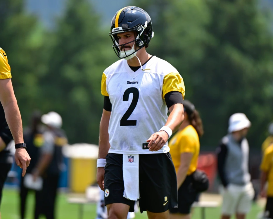 Mason Rudolph Opens Up About Steelers Signing Aaron Rodgers: ‘You Move On’