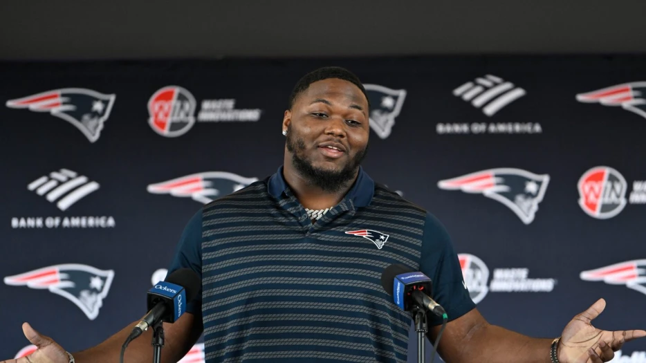 Milton Williams: I don't mind Mike Vrabel calling me out
