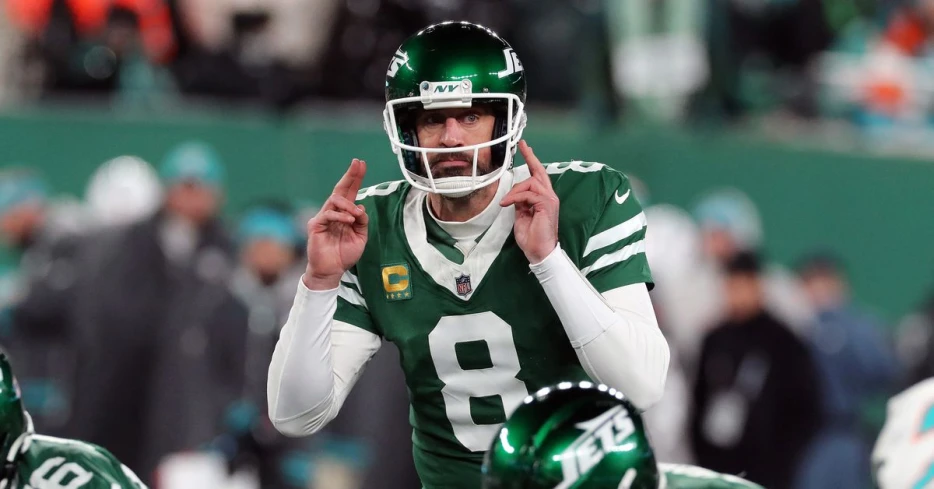 Steelers Read &amp; React Film Room: What does Aaron Rodgers bring to Pittsburgh?