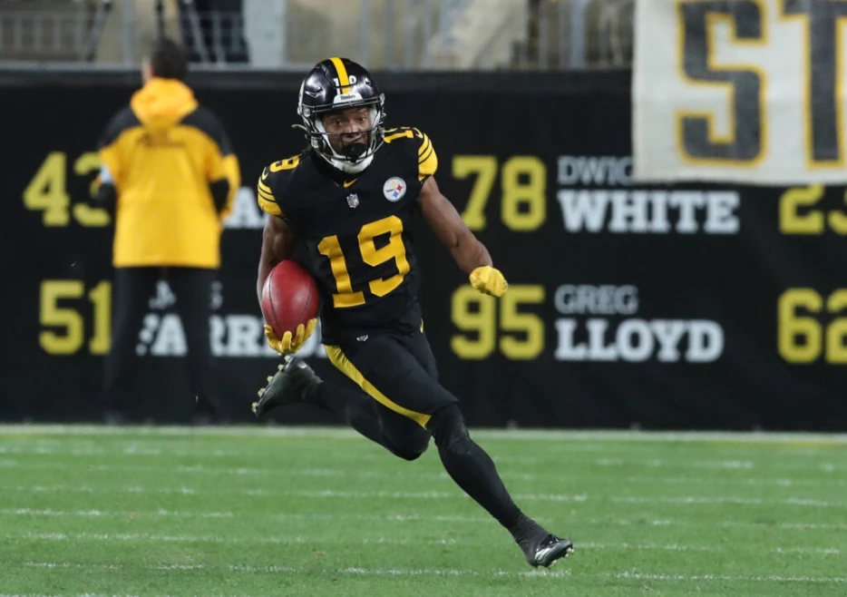 Steelers Still Exploring WR Addition
