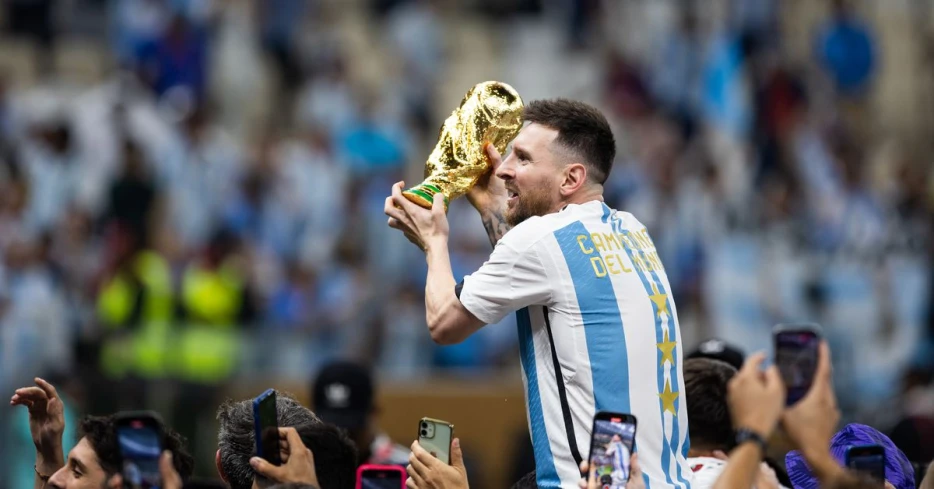 Arrowheadlines: Lionel Messi and Patrick Mahomes star in new Adidas commerical together